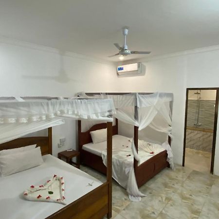Tropicana Kendwa Beach Hotel Exterior photo