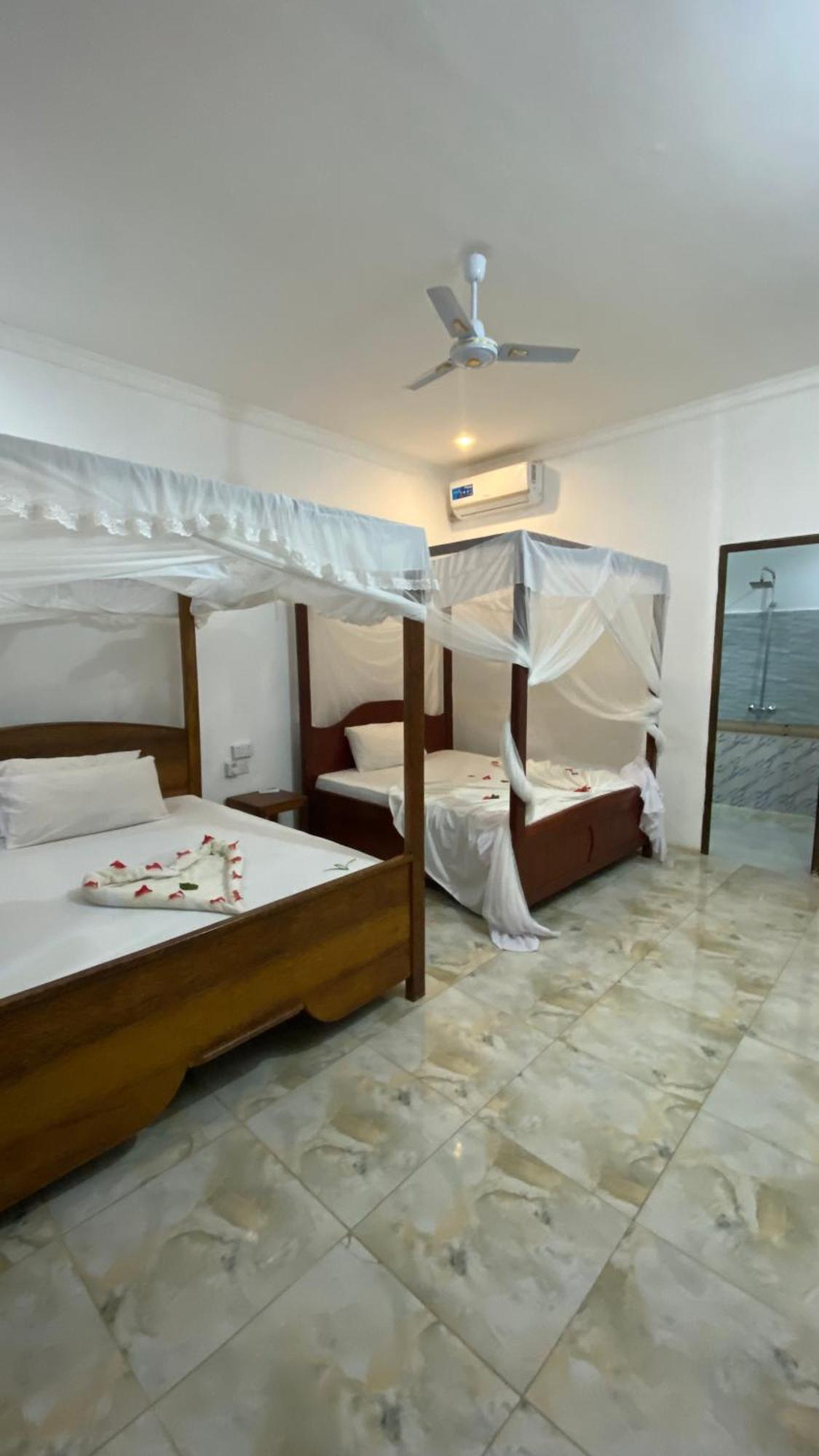 Tropicana Kendwa Beach Hotel Exterior photo